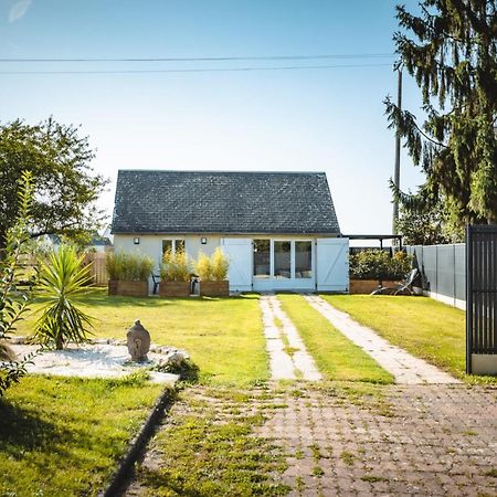 Loft Du Pain Avec Spa Privatif Druye Exteriör bild